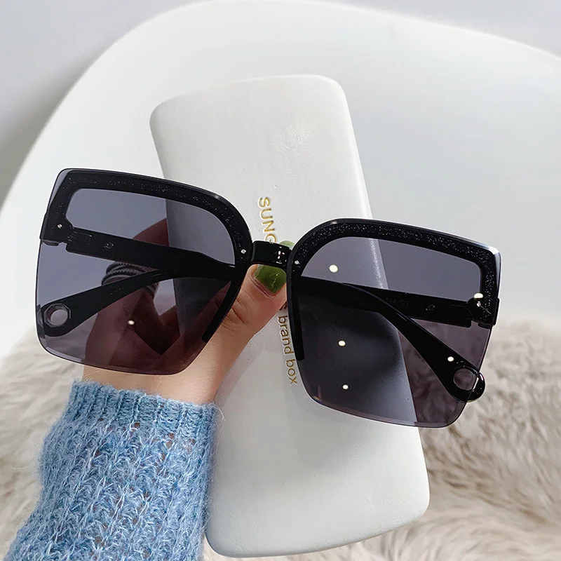 Oversized zonnebrillen voor da - Sunglasses Oversized Square recensie en prijs