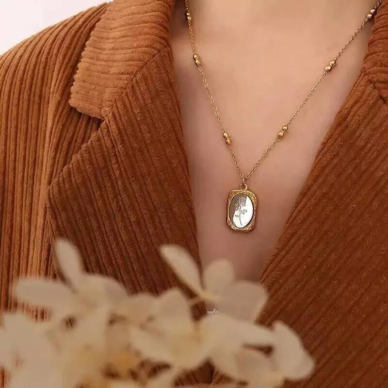 Roestvrij staal mode roos bloe - Coin Necklace Delicate recensie en prijs
